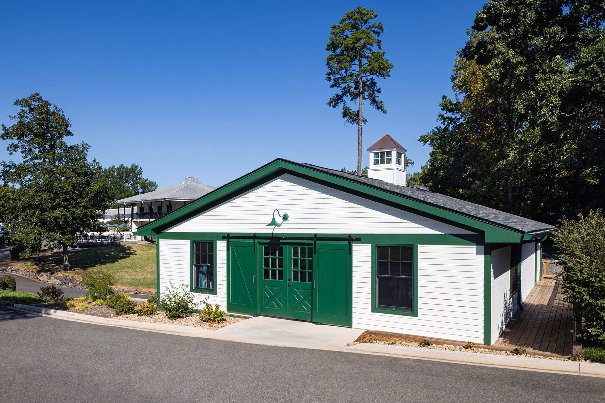 Pine Lake Country Club – Cart Barn & Pro Shop, Renovation project in Mint Hill, NC by Ossa Studio